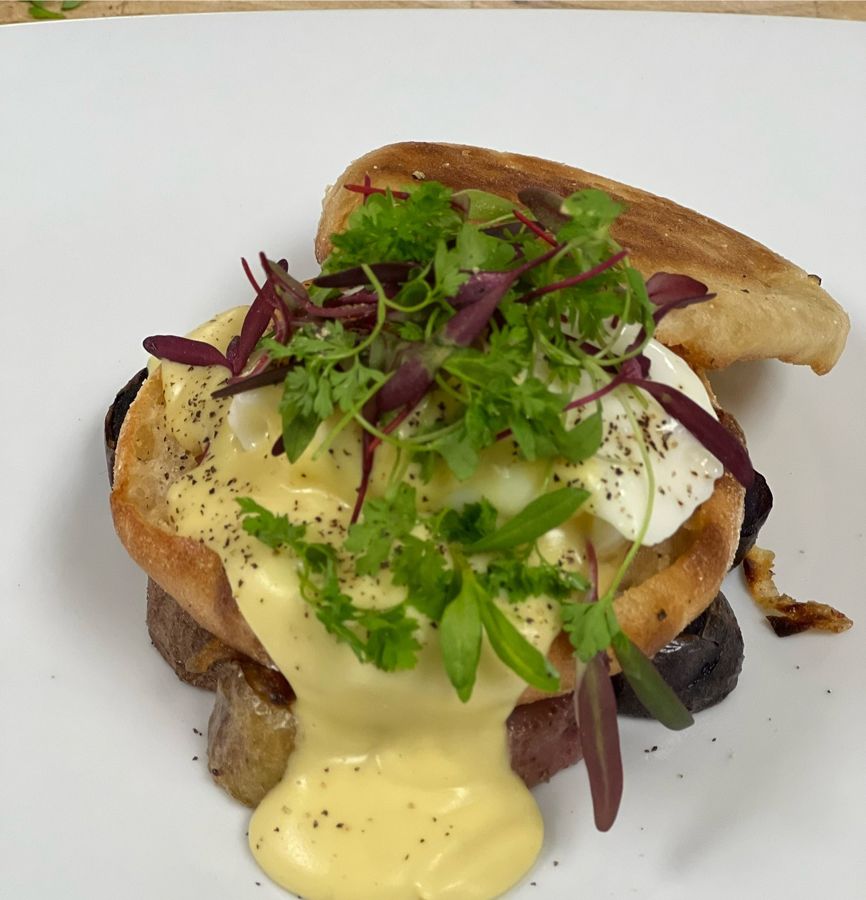 Eggs Benedict